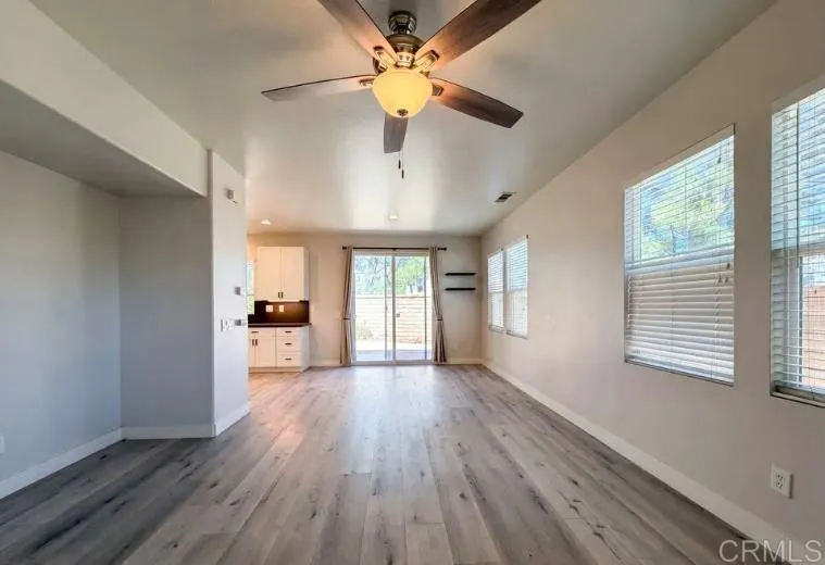 29206 W Rio Lobo Way W #1 Valencia, CA 91354