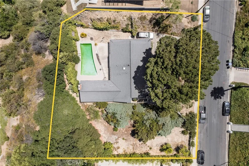 3800 Sapphire Drive Encino, CA 91436