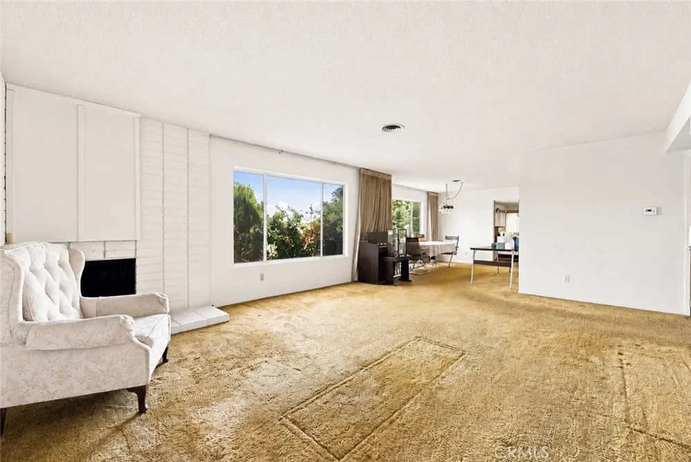 3800 Sapphire Drive Encino, CA 91436