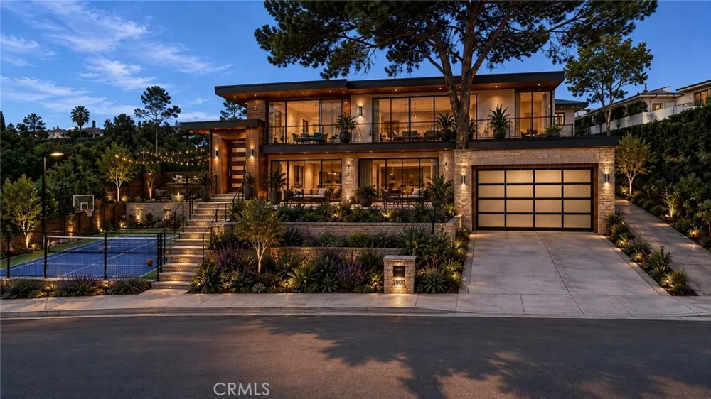 3800 Sapphire Drive Encino, CA 91436