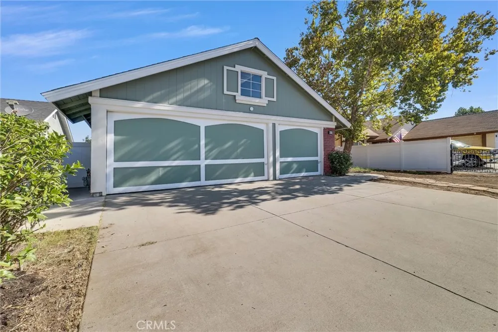 200 Worth Perris, CA 92571