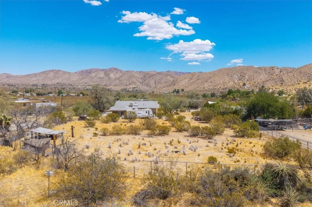 9758 Lanning Lane Morongo Valley, CA 92256
