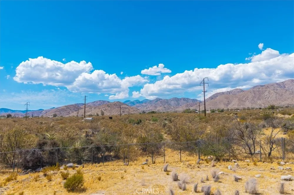 9758 Lanning Lane Morongo Valley, CA 92256