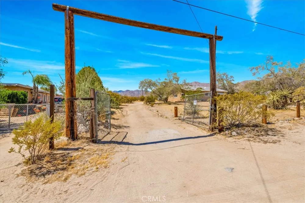 9758 Lanning Lane Morongo Valley, CA 92256