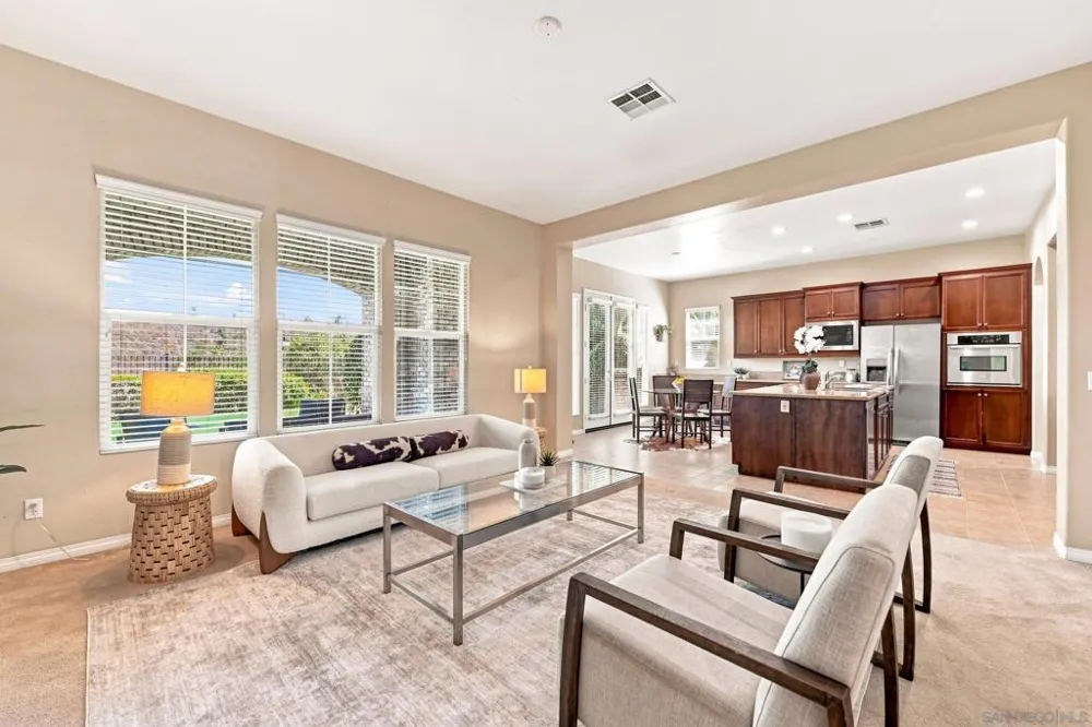 3239 Sitio Tortuga Carlsbad, CA 92009