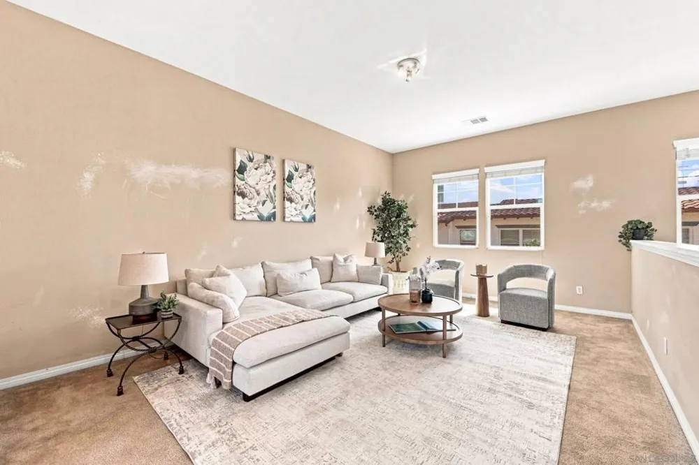 3239 Sitio Tortuga Carlsbad, CA 92009