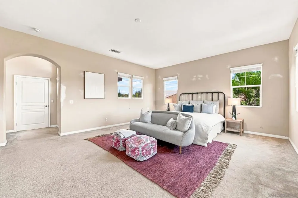 3239 Sitio Tortuga Carlsbad, CA 92009