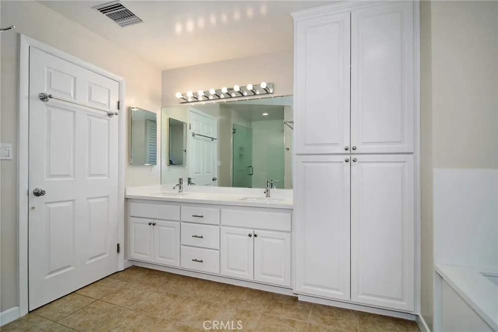 22839 Dolorosa Street Woodland Hills, CA 91367
