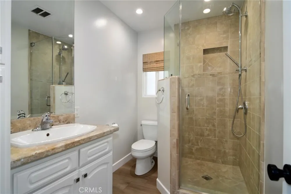 22839 Dolorosa Street Woodland Hills, CA 91367