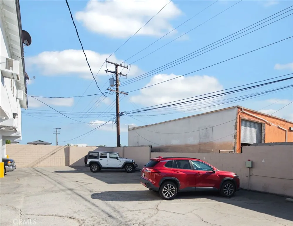 1425 W Stoneridge Court Ontario, CA 91762