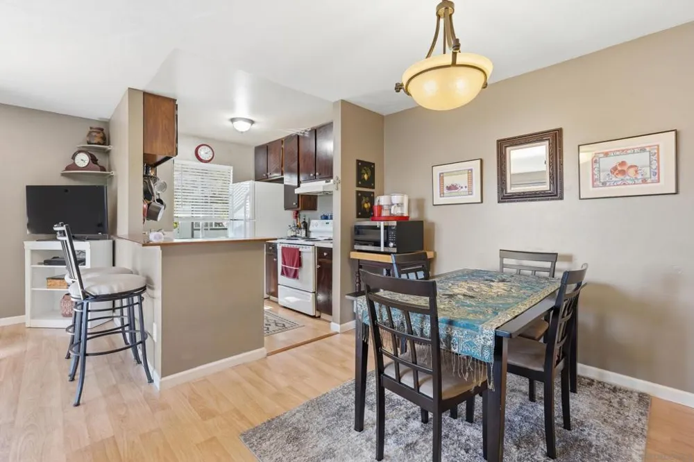 10357 Carefree Santee, CA 92071