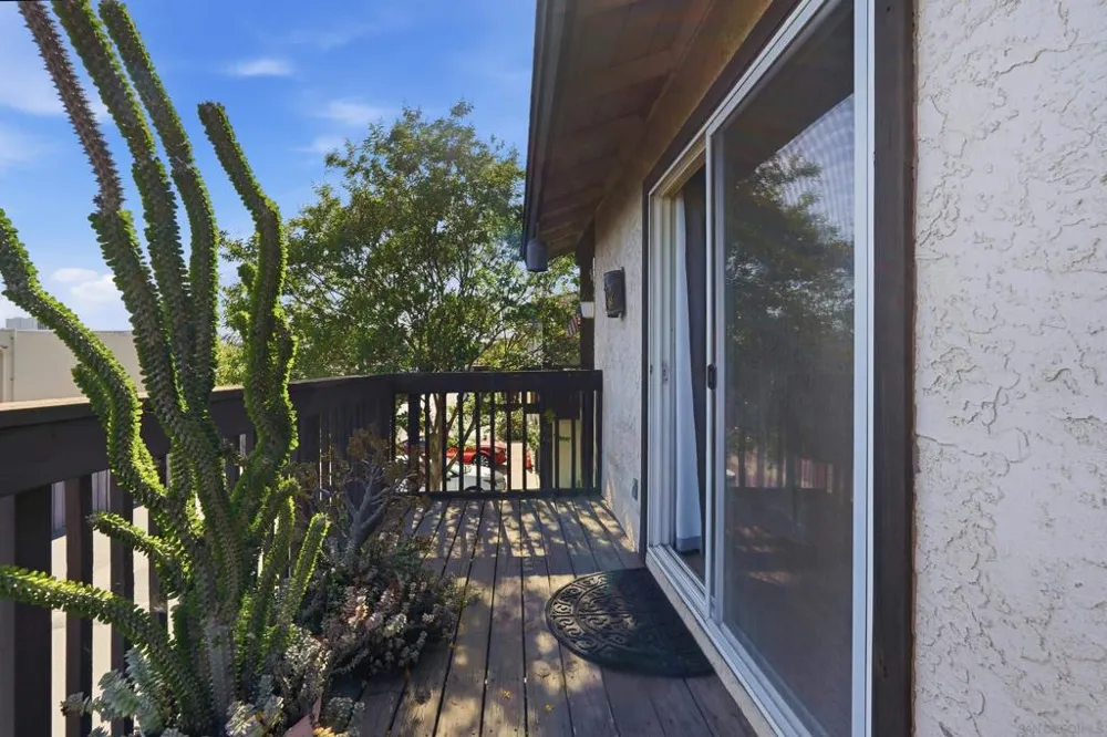 10357 Carefree Santee, CA 92071