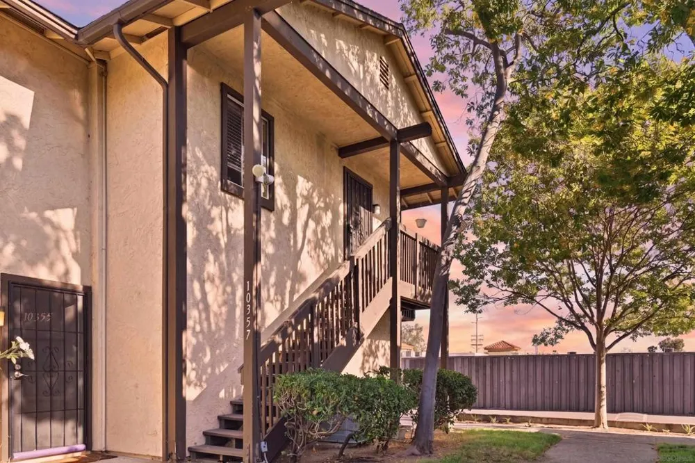 10357 Carefree Santee, CA 92071