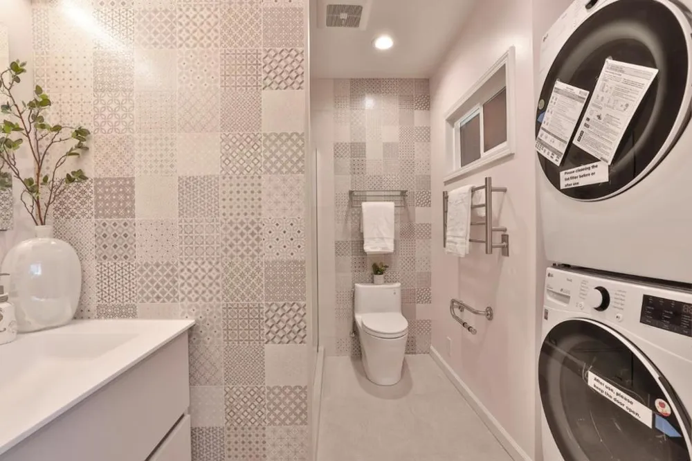7453 De La Farge Drive Cupertino, CA 95014