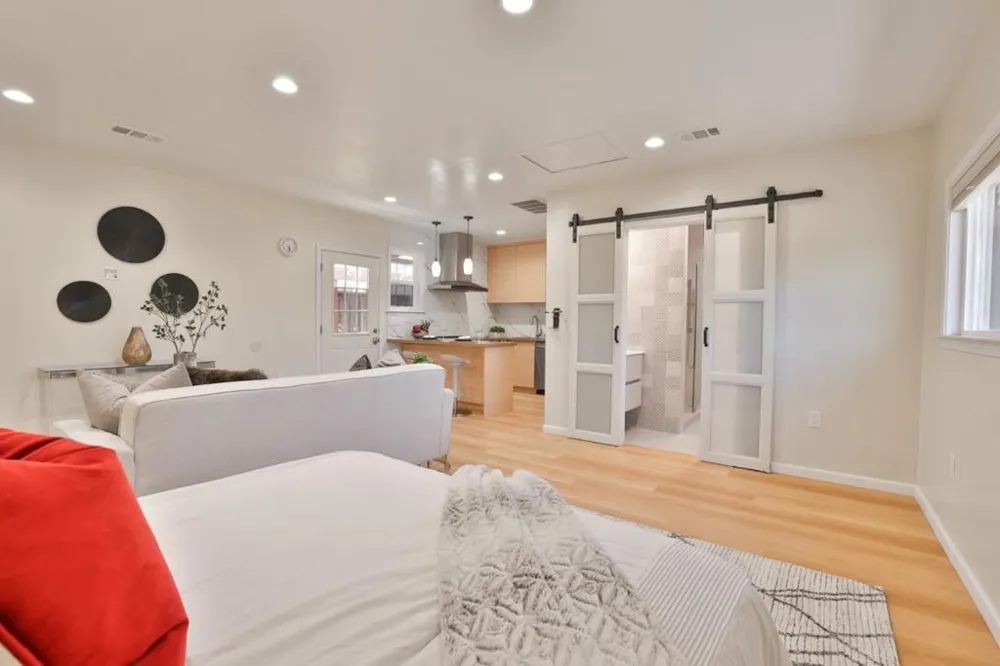 7453 De La Farge Drive Cupertino, CA 95014