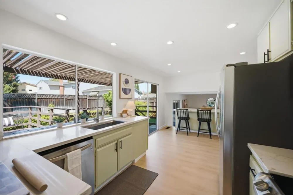 141 Park Sharon Drive San Jose, CA 95136