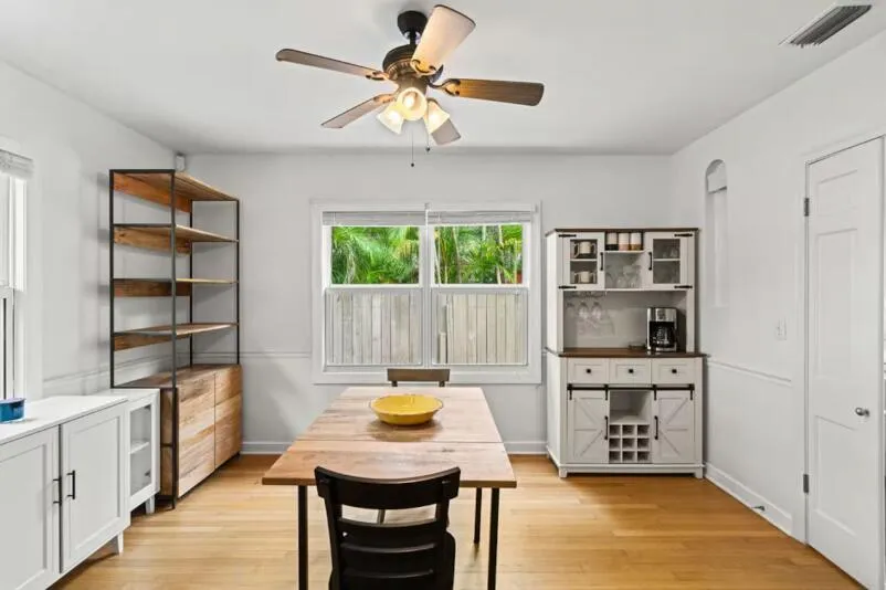 219 31st Street West Palm Beach, FL 33407
