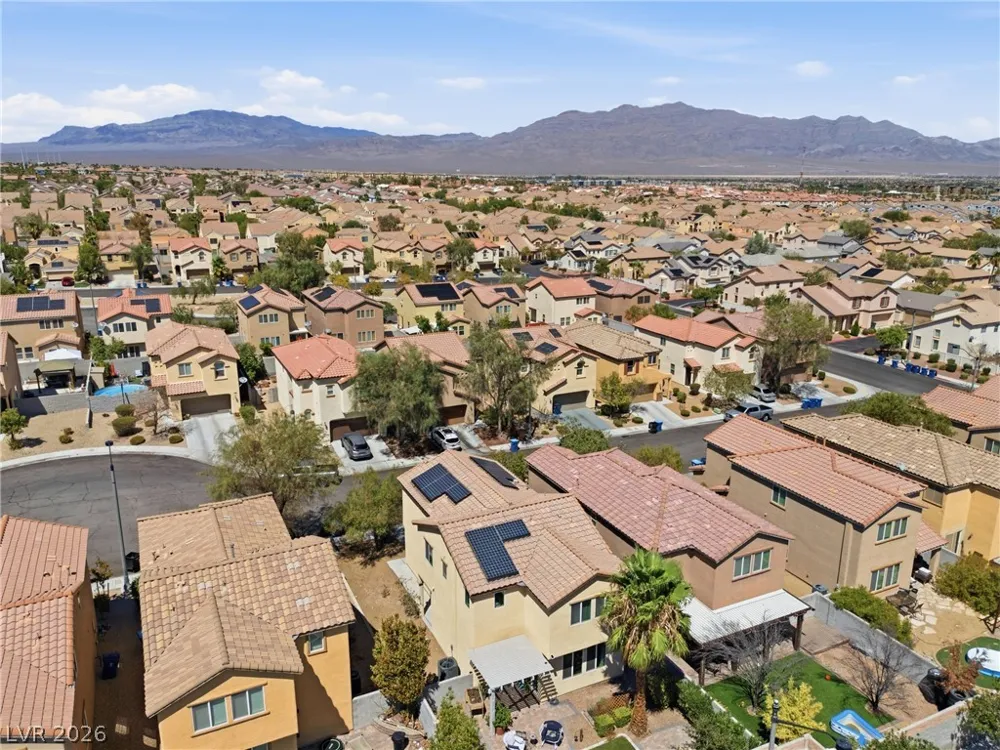 9145 Checkerboard Court Las Vegas, NV 89149