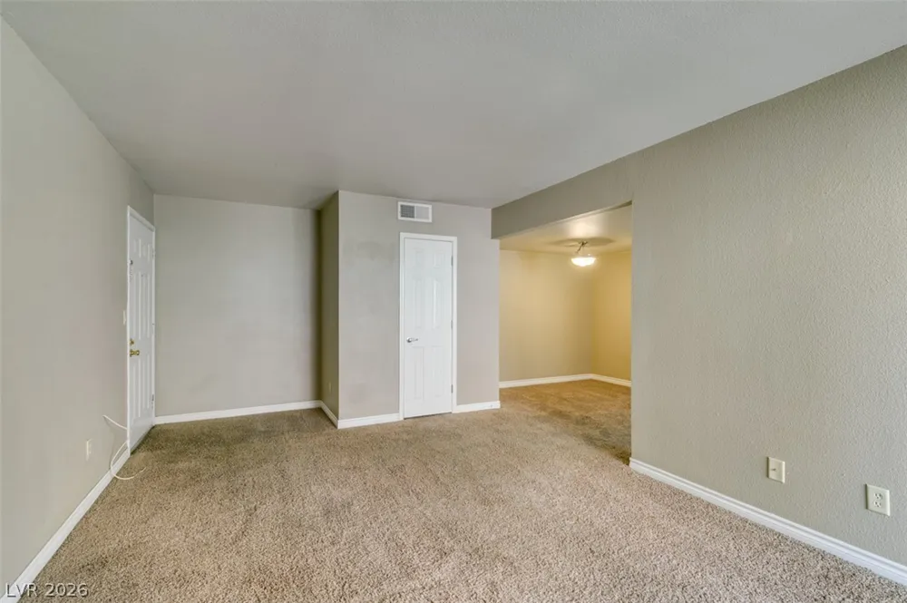 4450 Sandy River Drive #93 Las Vegas, NV 89103