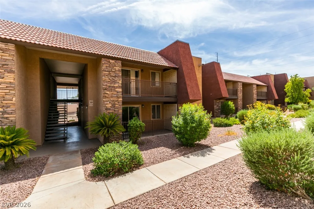 4450 Sandy River Drive #93 Las Vegas, NV 89103