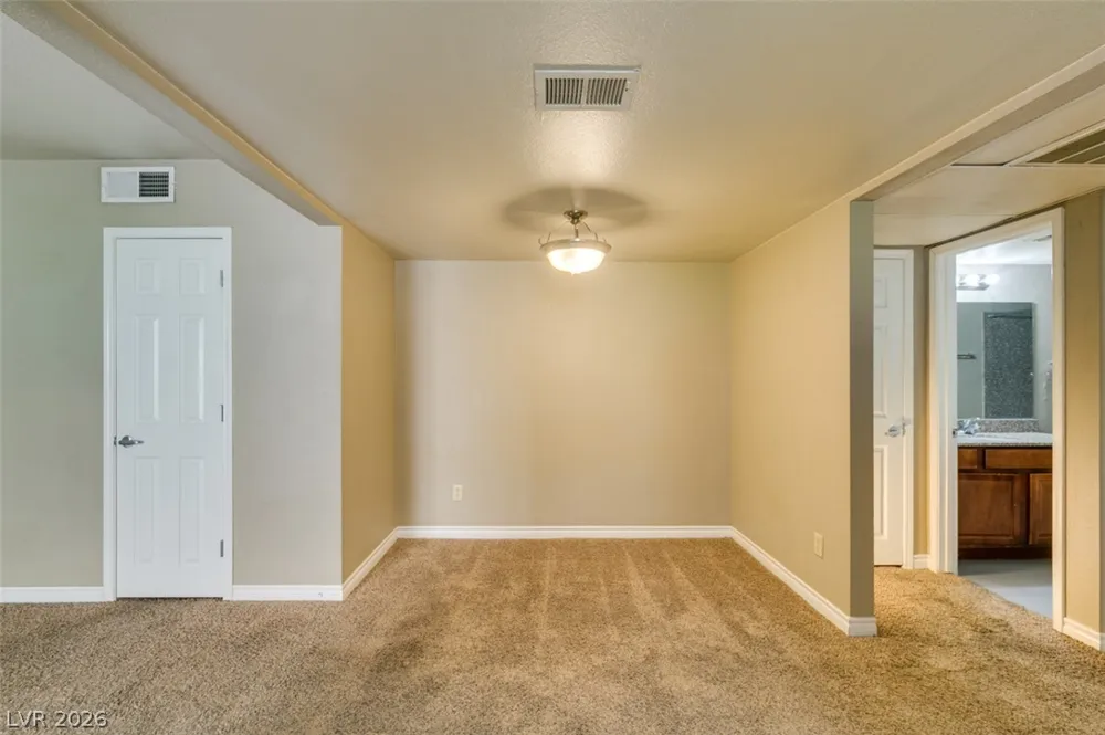 4450 Sandy River Drive #93 Las Vegas, NV 89103