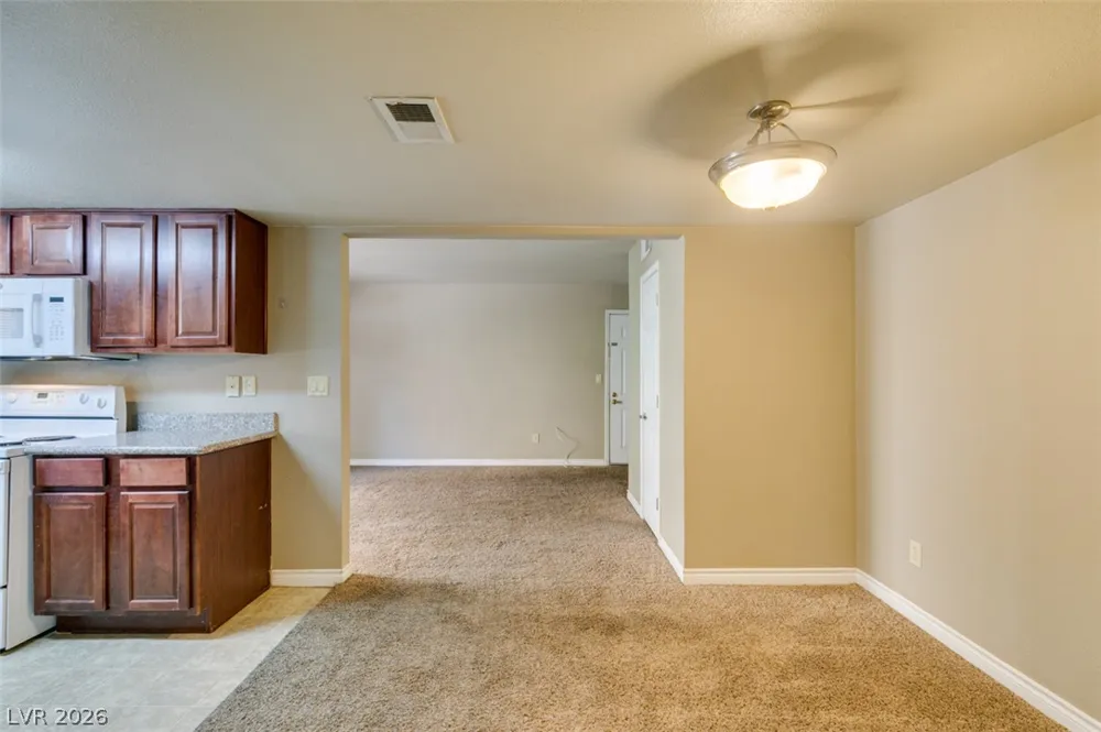 4450 Sandy River Drive #93 Las Vegas, NV 89103
