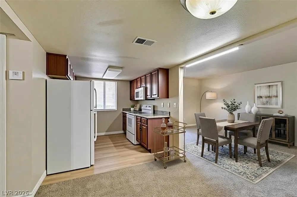 4450 Sandy River Drive #93 Las Vegas, NV 89103