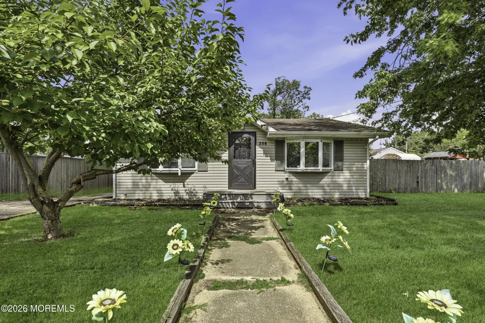 308 Tiller Avenue Beachwood, NJ 08722