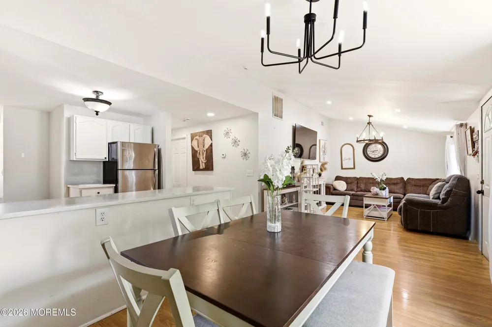 308 Tiller Avenue Beachwood, NJ 08722