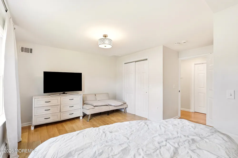 308 Tiller Avenue Beachwood, NJ 08722