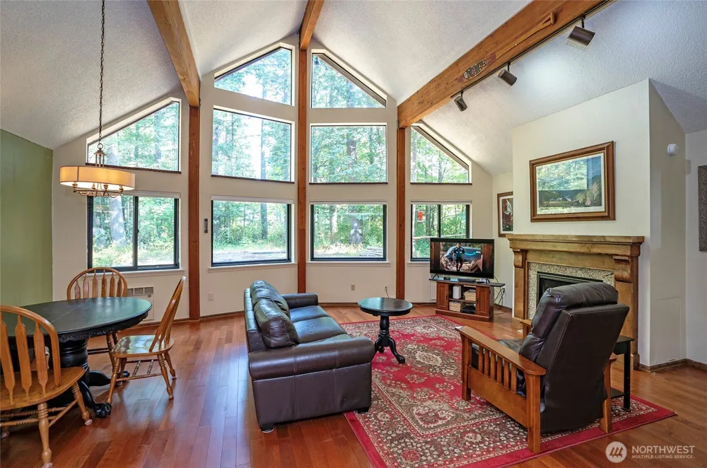 33605 SE Kent Kangley Road Ravensdale, WA 98051