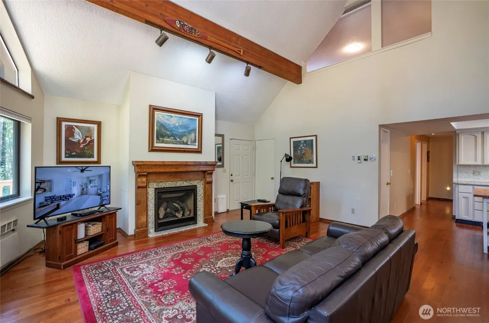 33605 SE Kent Kangley Road Ravensdale, WA 98051