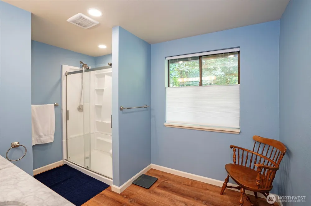 33605 SE Kent Kangley Road Ravensdale, WA 98051