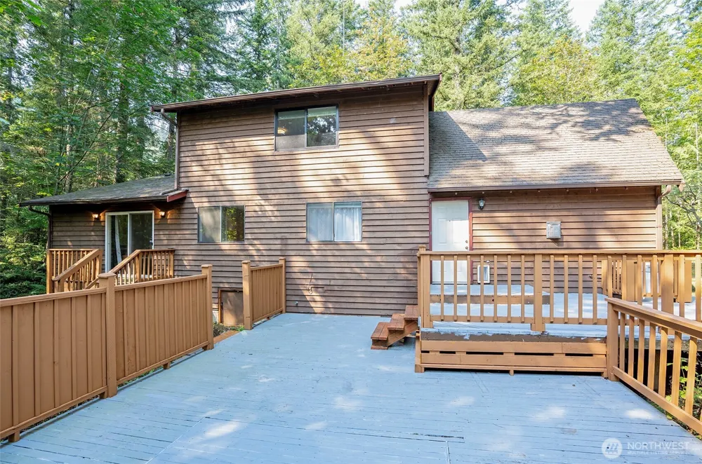 33605 SE Kent Kangley Road Ravensdale, WA 98051