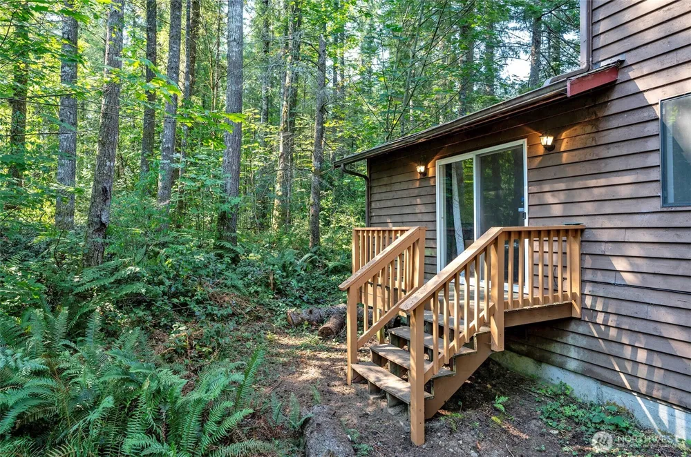 33605 SE Kent Kangley Road Ravensdale, WA 98051