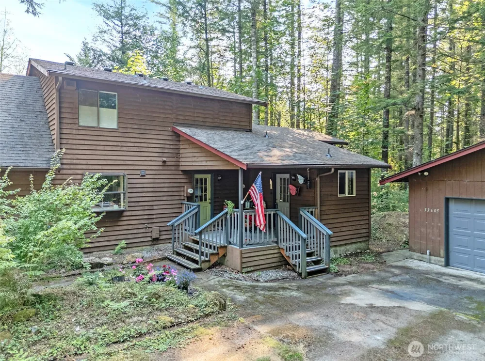 33605 SE Kent Kangley Road Ravensdale, WA 98051