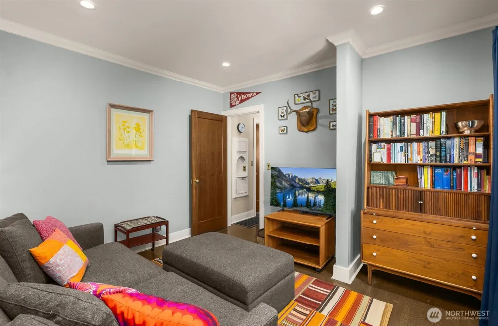 7963 Seward Park Avenue S Seattle, WA 98118
