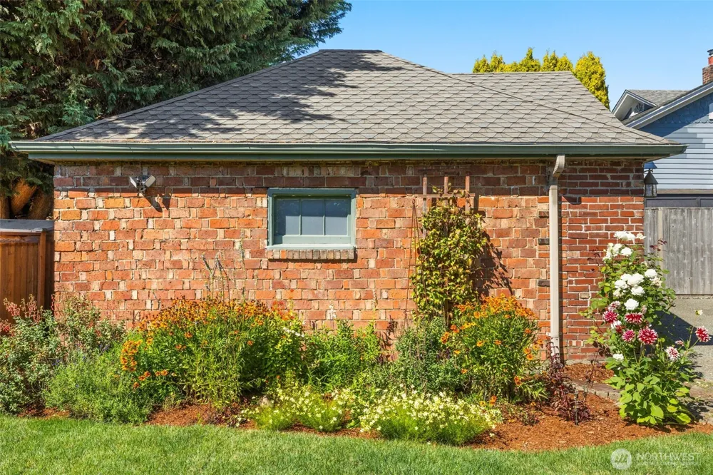 7963 Seward Park Avenue S Seattle, WA 98118