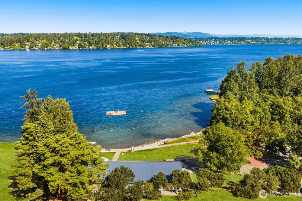 7963 Seward Park Avenue S Seattle, WA 98118