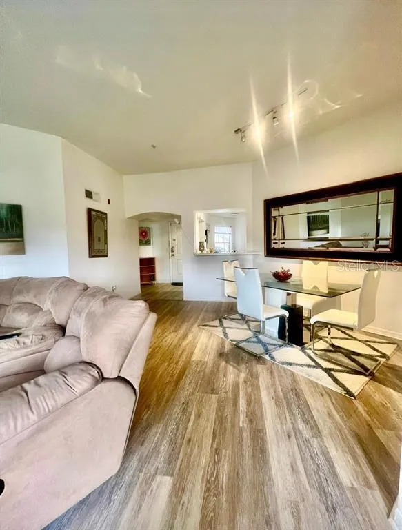 7360 WESTPOINTE BOULEVARD #127 Orlando, FL 32835