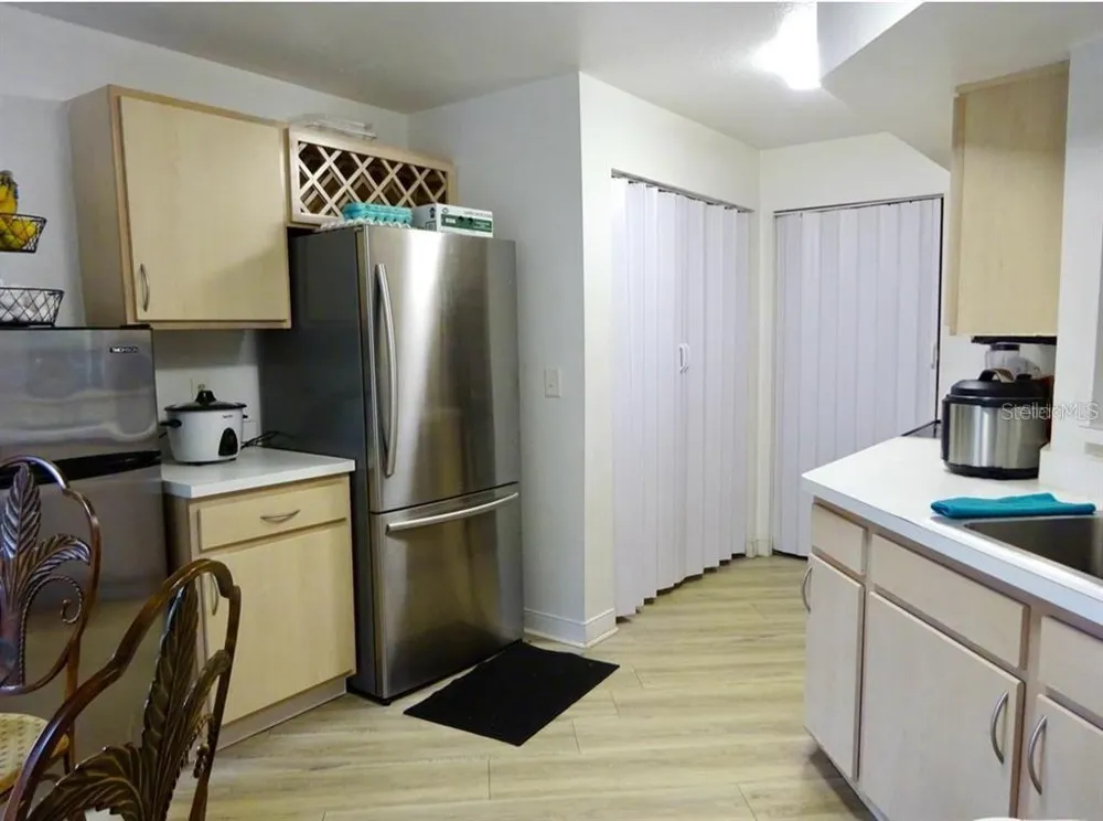 7360 WESTPOINTE BOULEVARD #127 Orlando, FL 32835