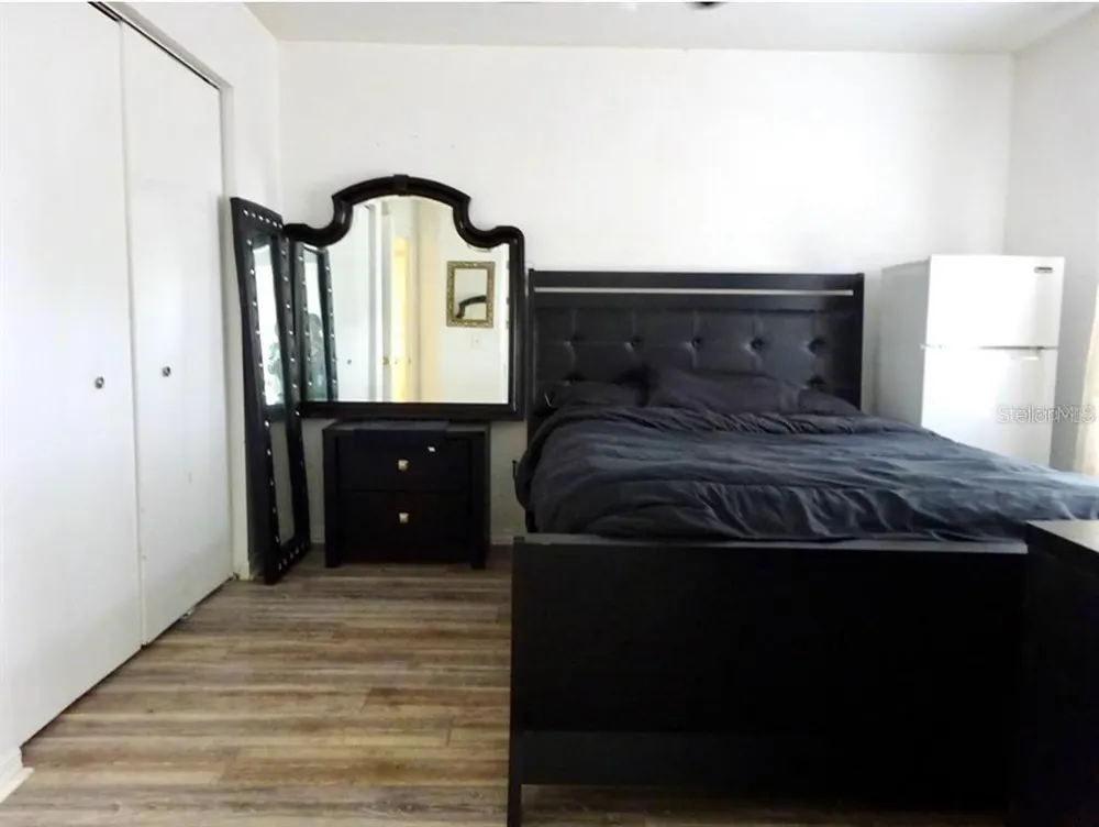 7360 WESTPOINTE BOULEVARD #127 Orlando, FL 32835