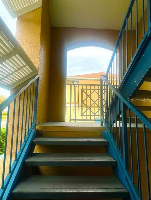 7360 WESTPOINTE BOULEVARD #127 Orlando, FL 32835