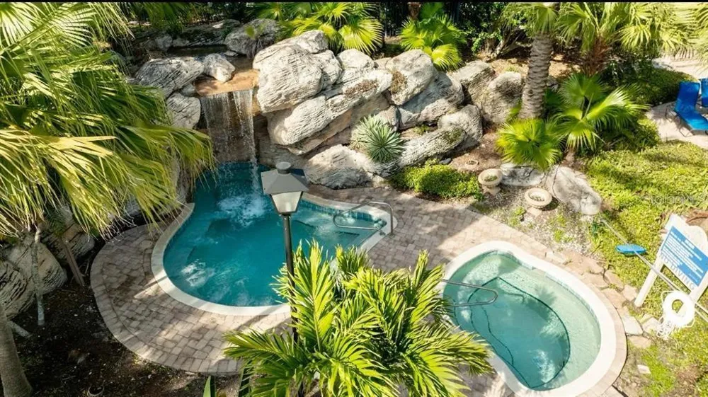 7360 WESTPOINTE BOULEVARD #127 Orlando, FL 32835