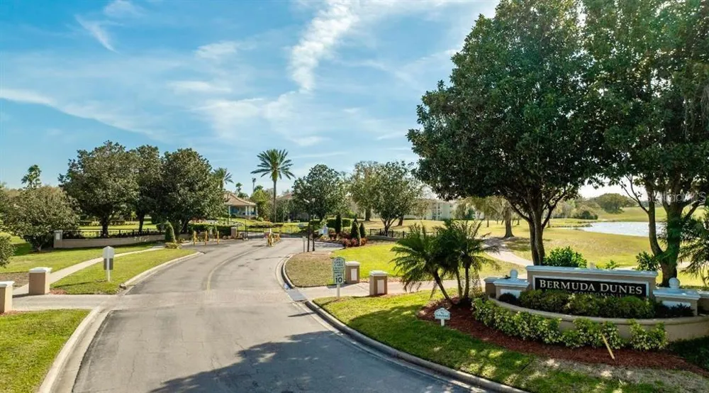 7360 WESTPOINTE BOULEVARD #127 Orlando, FL 32835