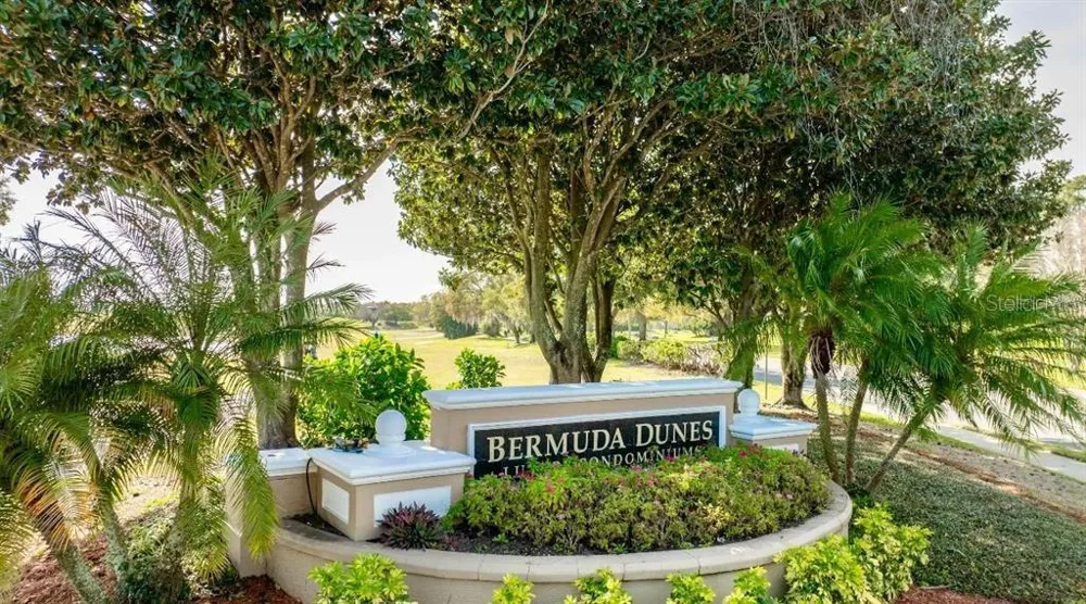 7360 WESTPOINTE BOULEVARD #127 Orlando, FL 32835