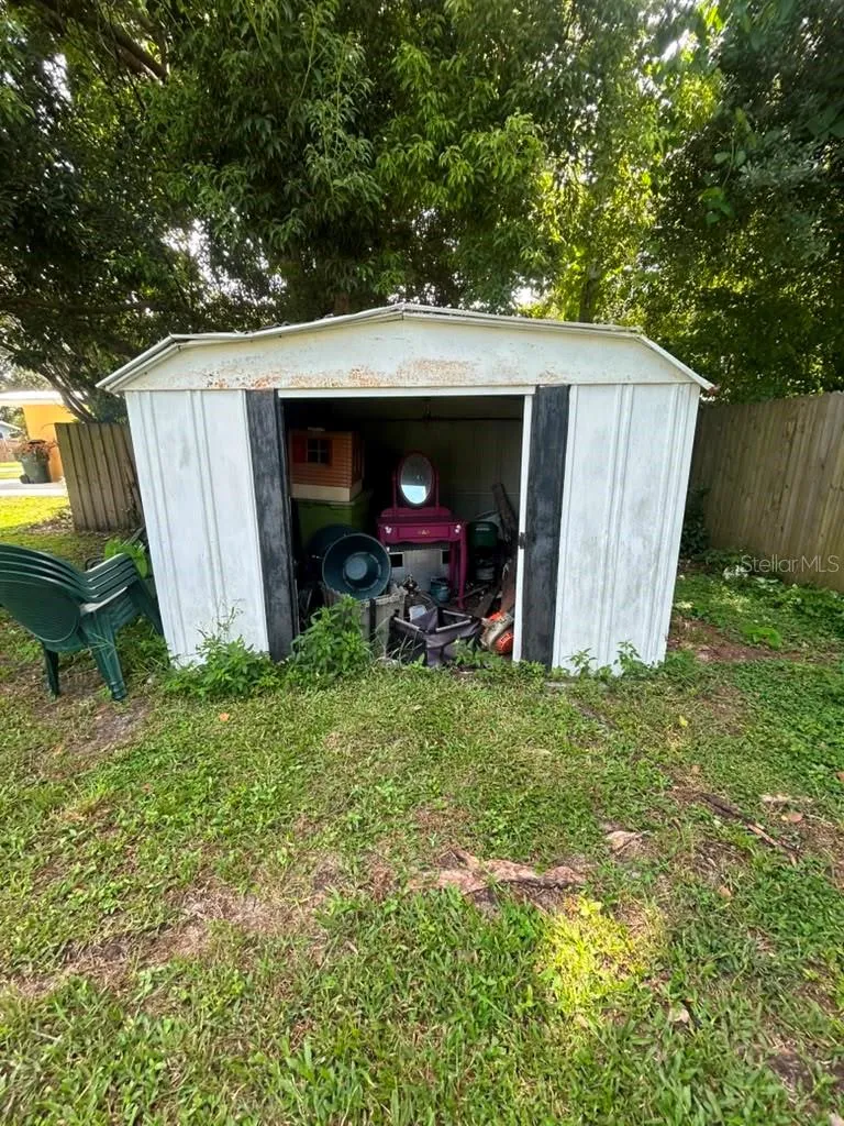 301 PENNSYLVANIA AVE STREET St Cloud, FL 34769
