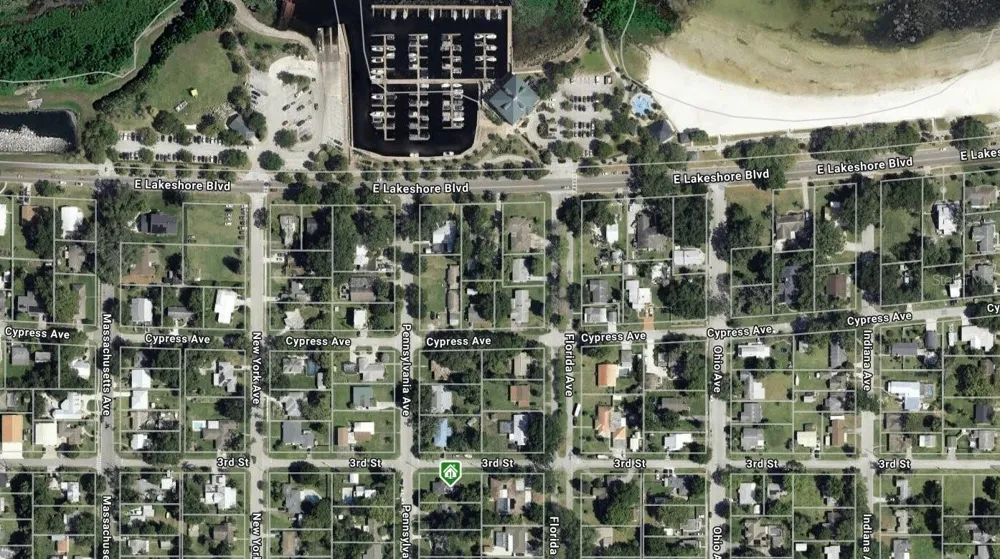 301 PENNSYLVANIA AVE STREET St Cloud, FL 34769