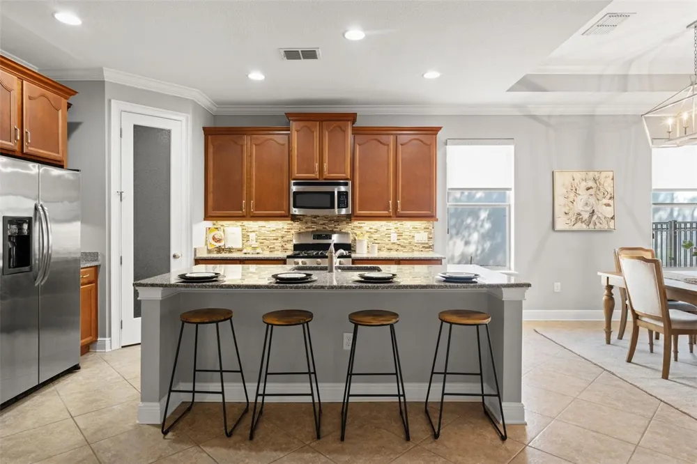 4684 SOUTHERN VALLEY LOOP Brooksville, FL 34601
