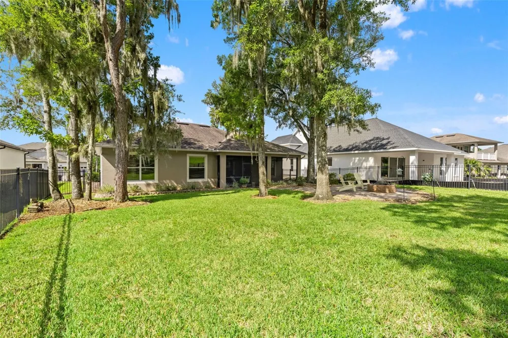 4684 SOUTHERN VALLEY LOOP Brooksville, FL 34601